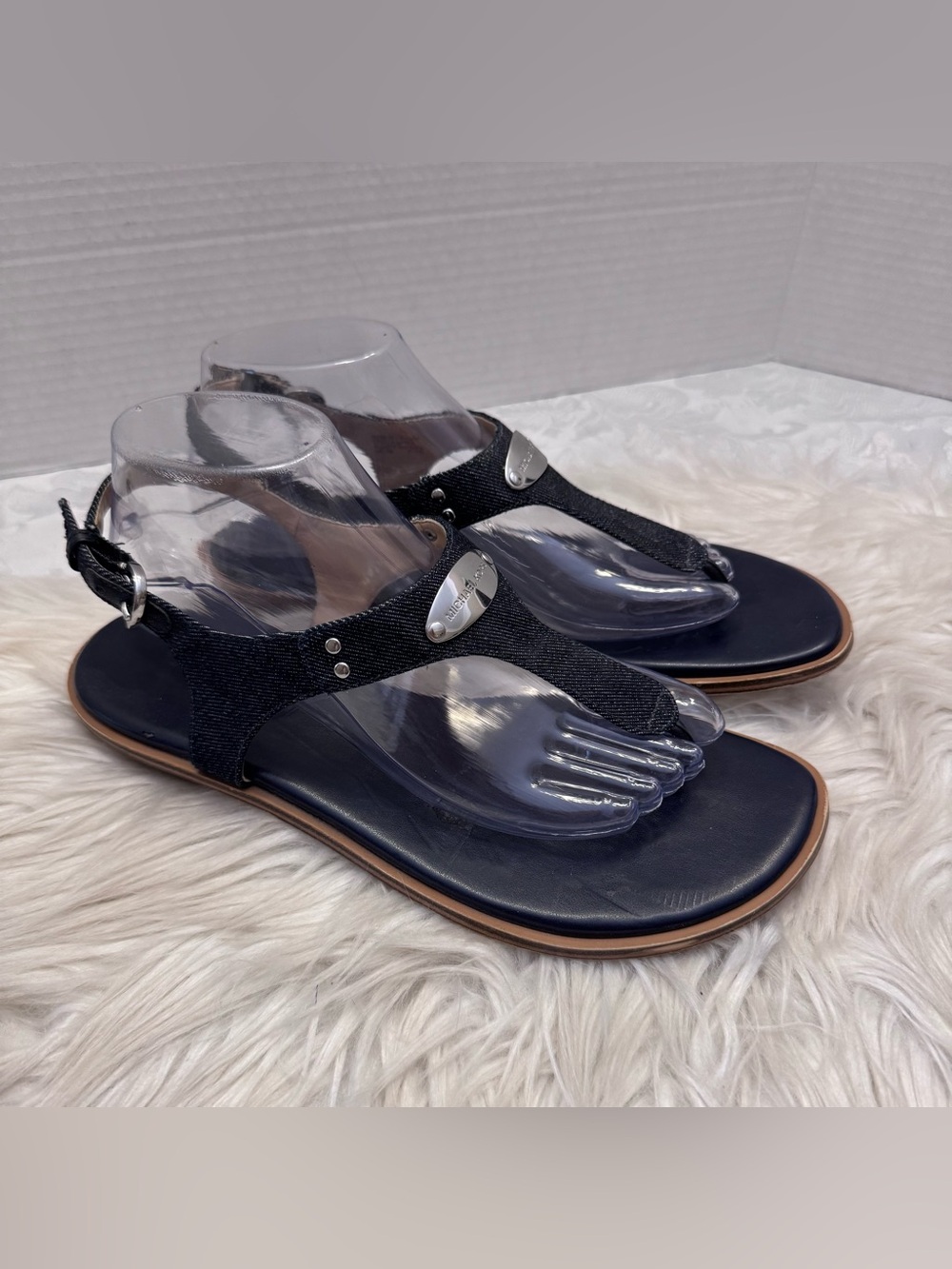 Michael Kors‎ Plate T Strap Thong Sandals Blue Denim Flats Size 9M Logo Comfort